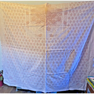 Le Jacquard Francais Coral Bouquet 102x58" Cotton